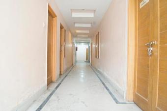 Hostal The Regency
