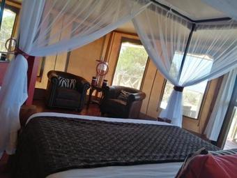 Emayian Luxury Camp