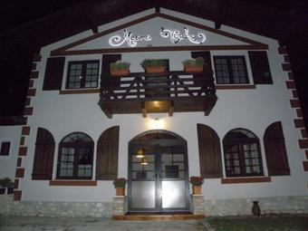 Posada Hanul Moara Veche
