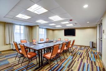 Hotel Fairfield Inn & Suites By Marriott Springfield Holyoke