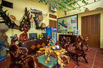 Hoa Lu Family Stay