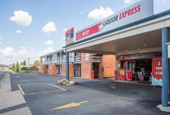 The Australian Hotel Murgon