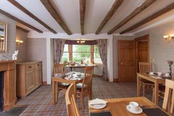 Hostal The Coach House Crookham