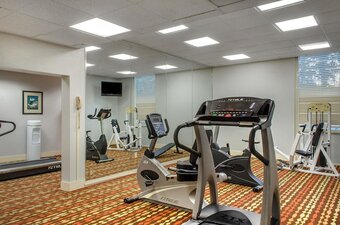 Hotel Ramada By Wyndham Shreveport Airport