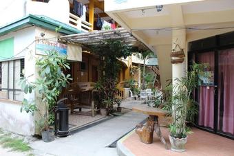 Hotel Escurel Inn