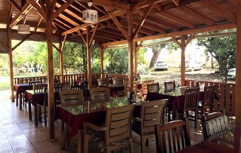 Baris Pension & Bungalows