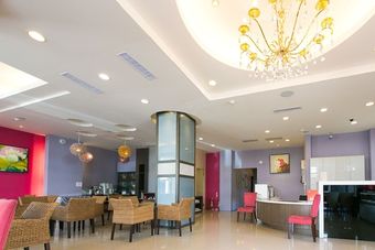 Hotel Camelot Inn