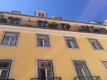 Lisbon Downtown Apartment - XVIII Century Luxury Apartment