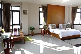 Hotel Yenjit Resort