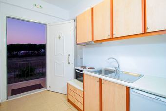 Romanos Beach Villas