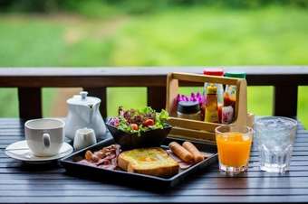 Hotel Baan Pailyn Resort Lamphun