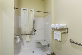 Cobblestone Hotel & Suites ? Stevens Point