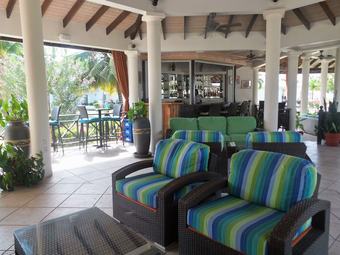 Hotel Coyaba Beach Resort