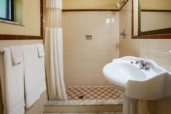 Hotel Days Inn By Wyndham Donegal