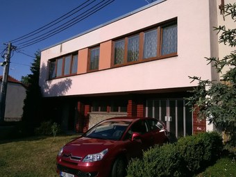 Large Apartment In The Heart Of Slov�cko