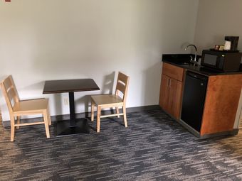 Hotel Country Inn & Suites By Radisson, Brookings, Sd