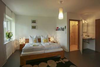 Hostal Studio 14/2