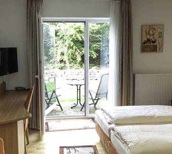 Hostal Gasthaus Hotel Ostermeier