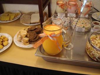 Lugra Hotel