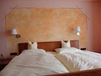 Hostal Goldener Schwan Hotel Garni