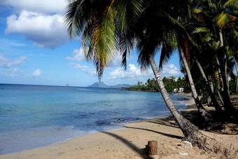 Bungalow With 2 Bedrooms In Rivi�re-sal�e, With Furnished Terrace And Wifi - 9 Km From The Beach