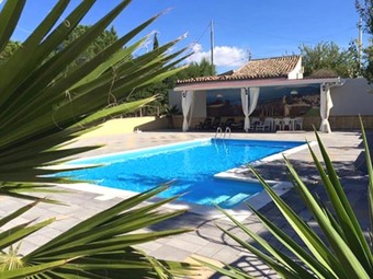 Villa With 6 Bedrooms In Enna, With Wonderful Lake View, Private Pool, Enclosed Garden - 78 Km From The Beach