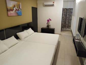 We Hotel