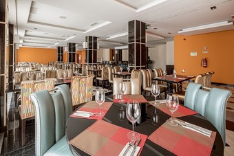 Iu Hotel Lubango