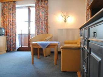 Apartamento Hotel Restaurant Ferienwohnungen Alpenhof