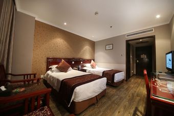 Huguang Hotel
