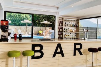 Ponti Beach Hotel