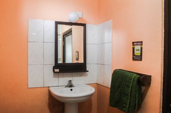 Lawns Hotel