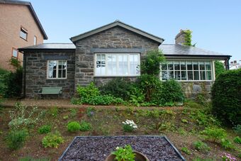 Copthorne Cottage