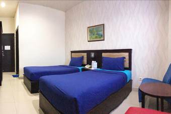 Grand Sari Hotel