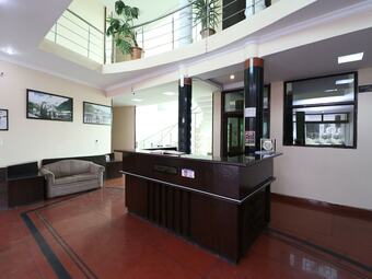 Oyo 7547 Hotel Burans Residency