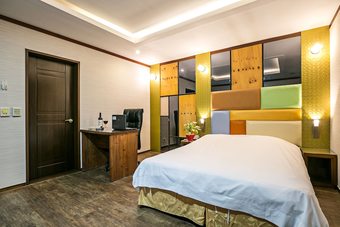 Fiore Tourist Hotel