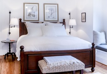 Bed & Breakfast The Harbor House Inn