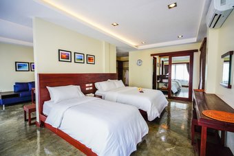 Hotel Retreat Siargao Resort