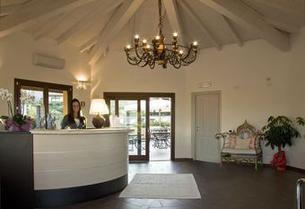 Residencia Punta Falcone Resort