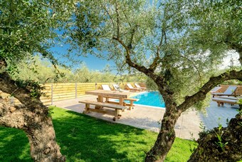 Villa Ftelia