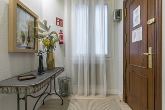 Euskalduna By Forever Rentals. 2 Bedroom Apartment With Wifi. Gran Via