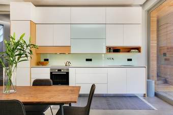 Glasenapp House
