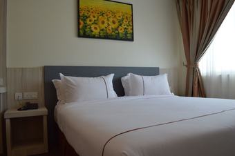 Angsoka Hotel