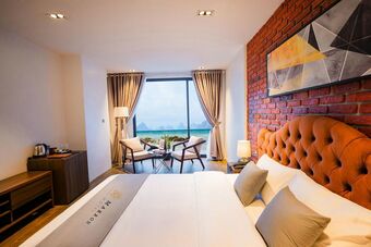 The Marron Hotel