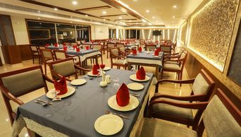 Hotel Kabani Palace