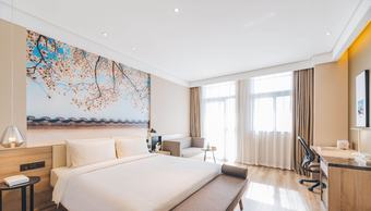 Atour Hotel Changxing Central Plaza Huzhou