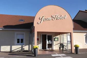 Jum'hotel