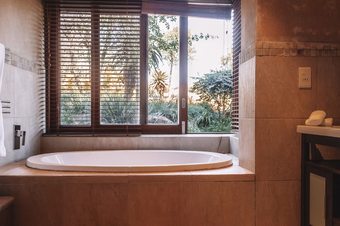 Hotel Sibani Hills