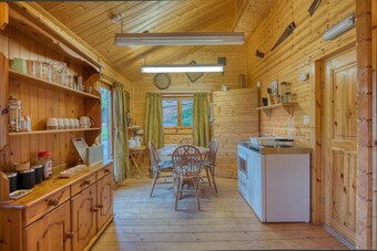 Luxury Log Cabin