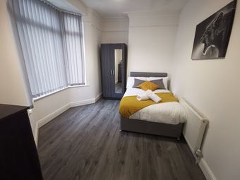 Lux Apartments 4 Bedroom House - Hornsey
